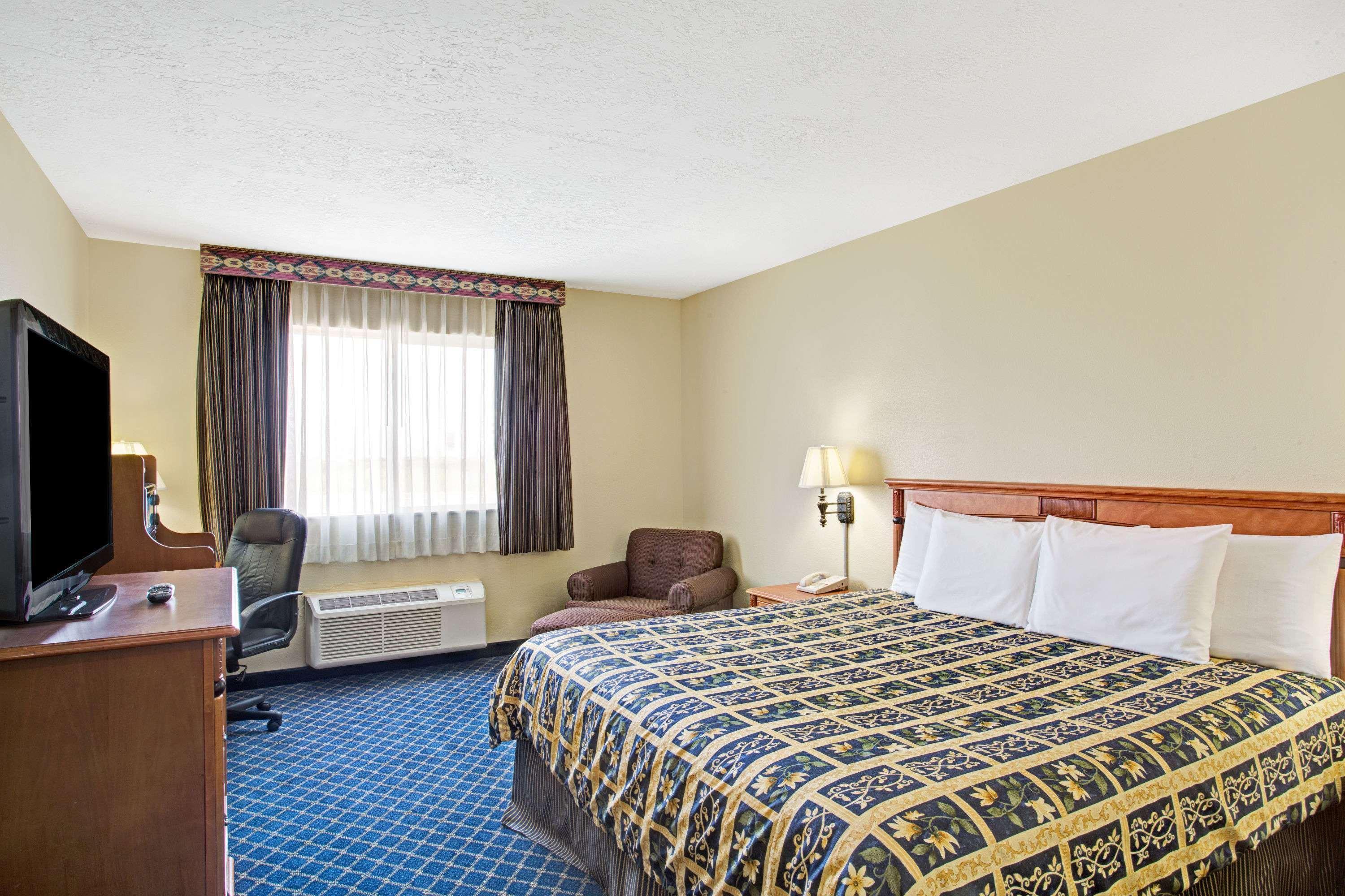 Days By Wyndham Brigham Hotel